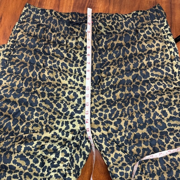 Supreme Micro Down Pant Leopard Size XL - Picture 11 of 16